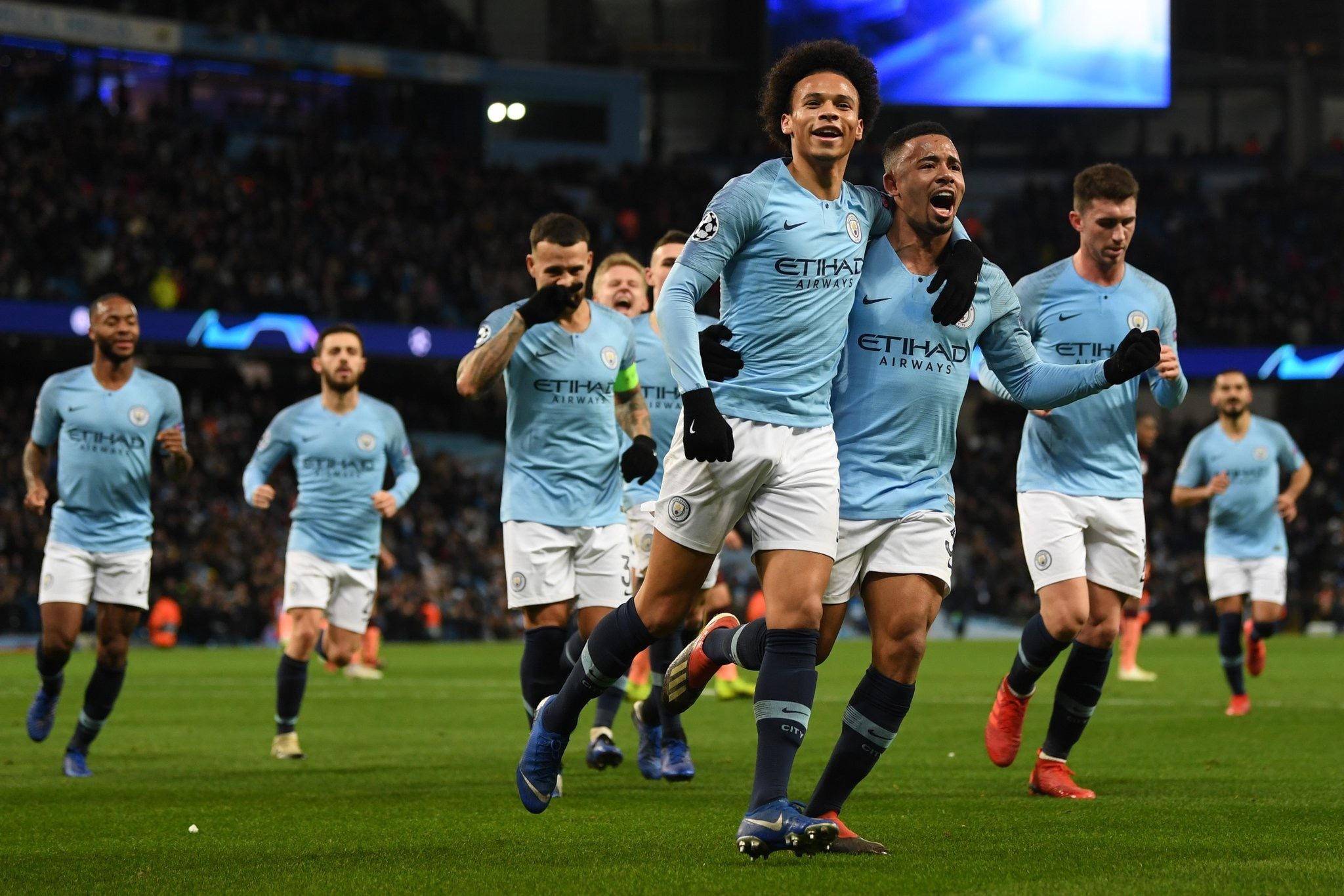 洪明甫通过 洪明甫通过