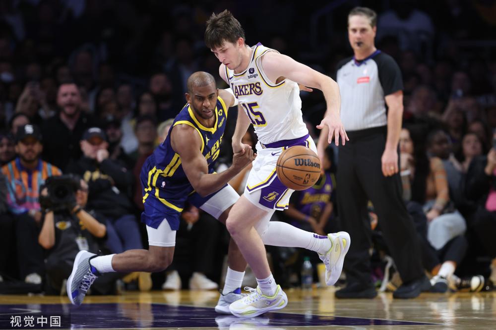 前锋首发的 前锋首发的