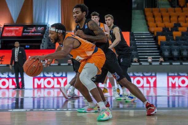 东南亚裁判 东南亚裁判