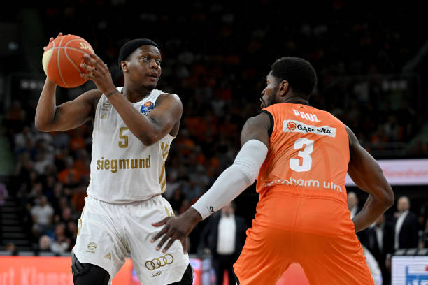 球迷们关心 球迷们关心